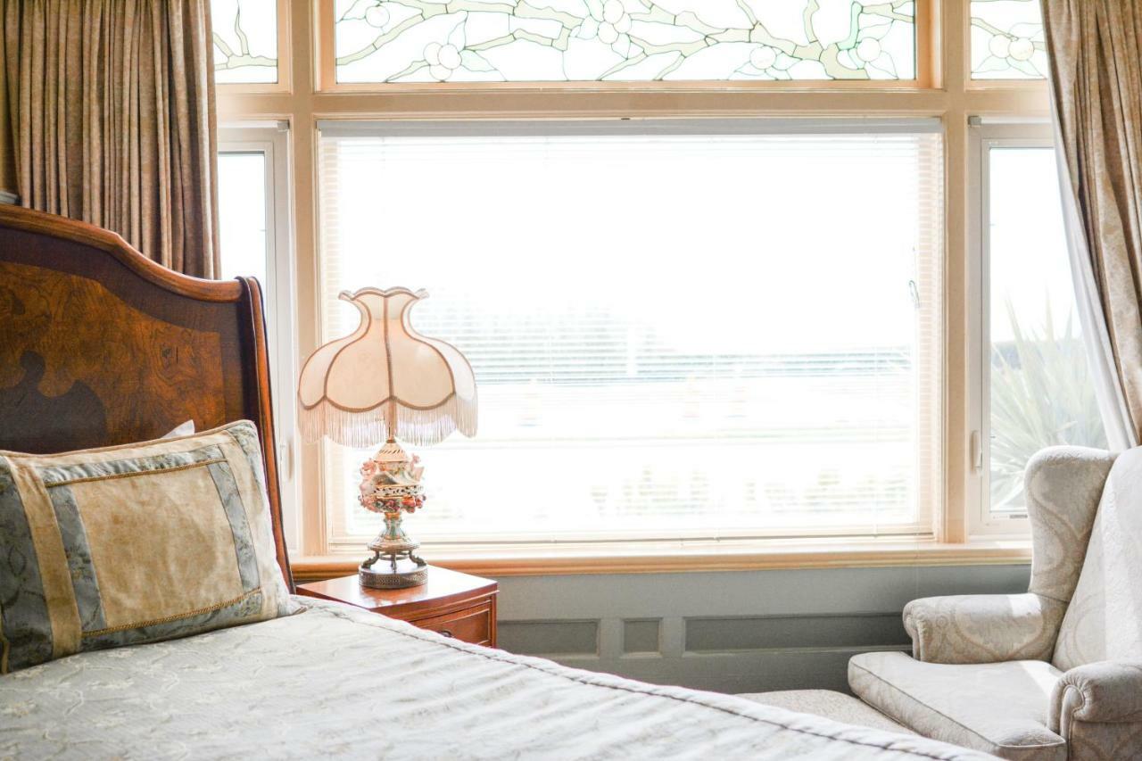 Bed & Breakfast Dashwood Manor Seaside Bed & Breakfast 4*
