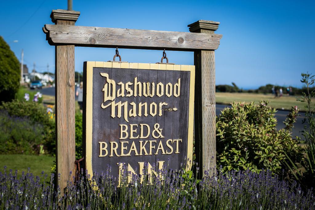 Dashwood Manor海滨床和早餐床和早餐4*