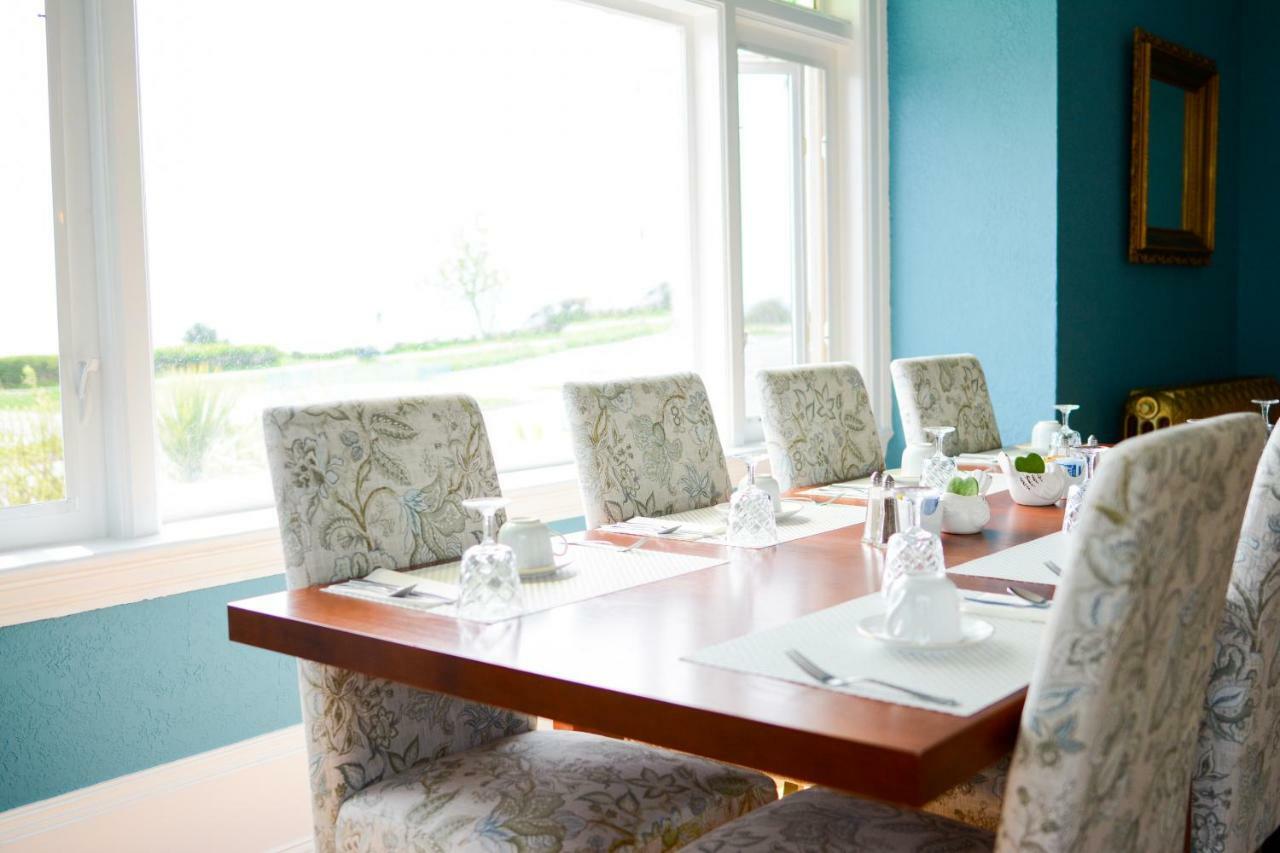 Dashwood Manor海滨床和早餐4*